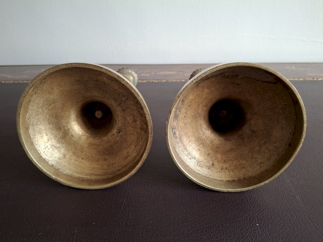 Paire de flambeaux grands bougeoirs en bronze XIX siècle hauteur 27 cm