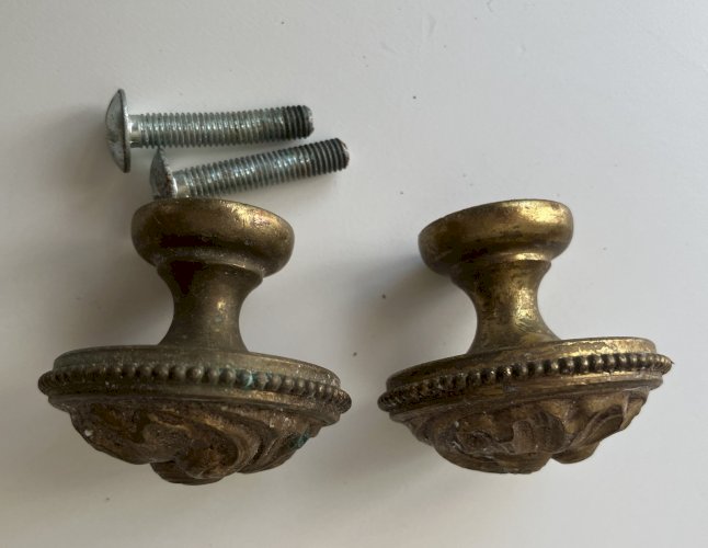 paire de gros boutons de tiroir ou porte en bronze laiton massif diametre 39 mm