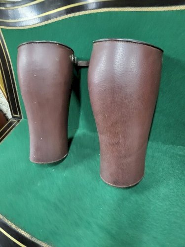 PAIRE DE GUETRES JAMBIERE