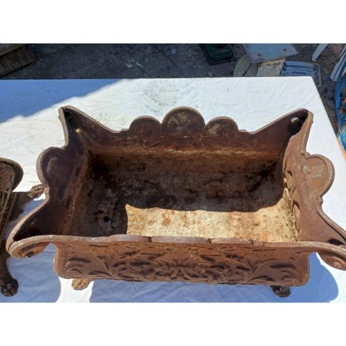 Paire de Jardinières en Fonte 1900 de Charleville - Mézières Style Rocaille