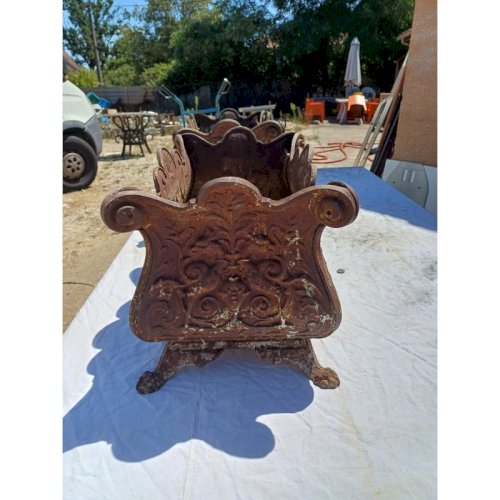 Paire de Jardinières en Fonte 1900 de Charleville - Mézières Style Rocaille