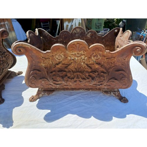 Paire de Jardinières en Fonte 1900 de Charleville - Mézières Style Rocaille