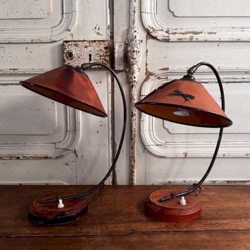 Paire de lampes 1960 en cuir LTCL avec surpiqures dans le goût d'Adnet M3676