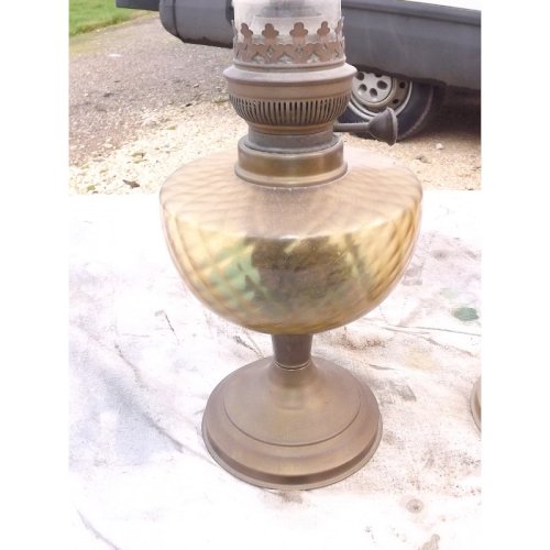 Paire de Lampes à Pétrole laiton et verre