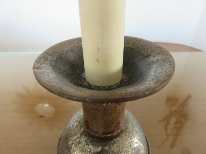 PAIRE DE LAMPES CUIR PIQUE SELLIER ET ACIER BRUT MARTELE - JACQUES ADNET - 30 40
