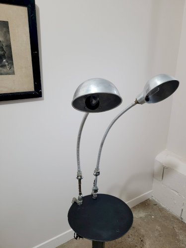 Paire de lampes datelier années 30