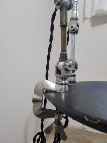 Paire de lampes datelier années 30