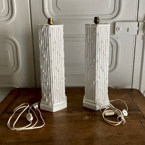 Paire de lampes Hollywood Regency en céramique imitation bambou XXe M3765