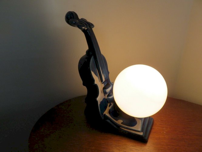 PAIRE DE LAMPES  VIOLONCELLE  EN CERAMIQUE BLEUE ET OPALINE ANNEES 70 80 