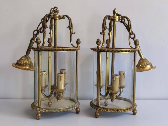Paire de lanternes en Bronze Style Louis XVI