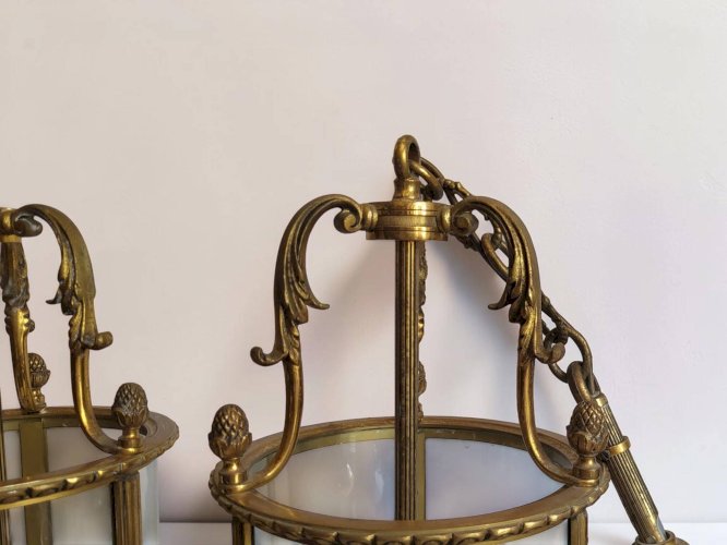 Paire de lanternes en Bronze Style Louis XVI
