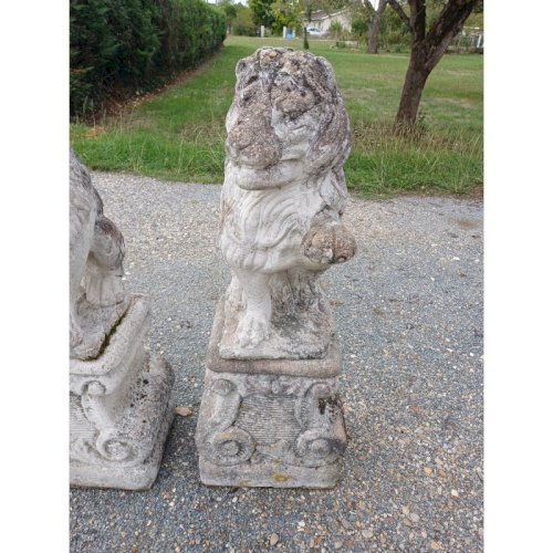Paire de Lions en Pierre des Années 60