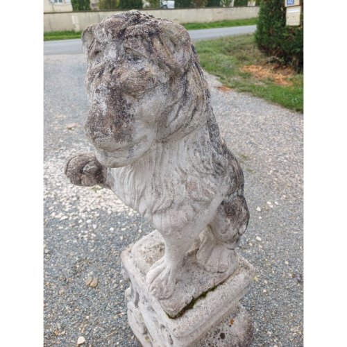 Paire de Lions en Pierre des Années 60