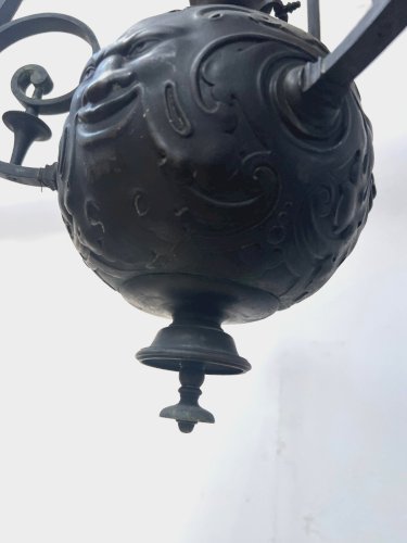 Paire de lustres boules en bronze patiné XIX siècle