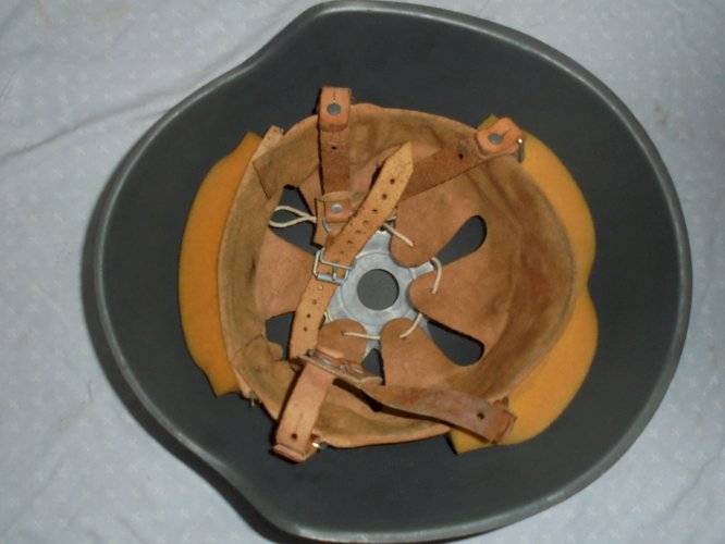 casque  de troupe allemagne de l est 