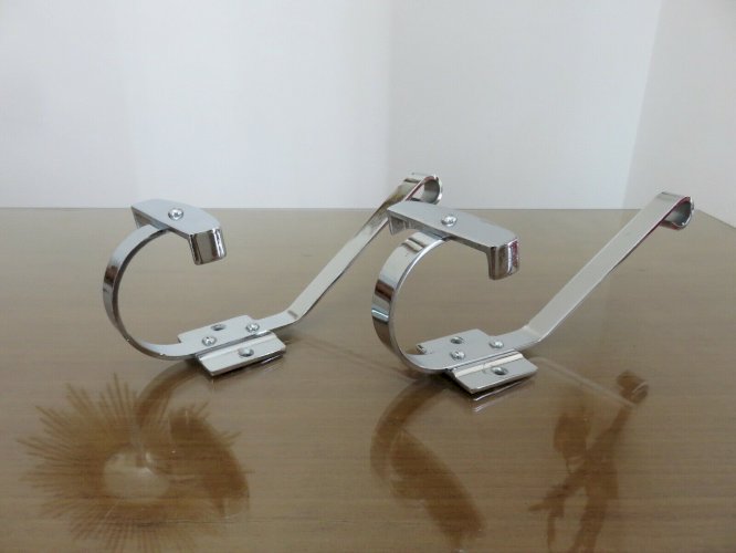 PAIRE DE PATERES MURALES PORTE MANTEAU EN METAL CHROME ANNEES 70 VINTAGE
