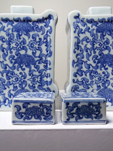 Paire de petits vases couverts ou pots chinois porcelaine vintage