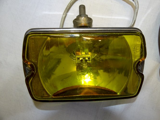 -PAIRE DE PHARES LONGUE PORTEE CIBIE IODE AVEC CACHES JUS de GRENIER  VHC    D