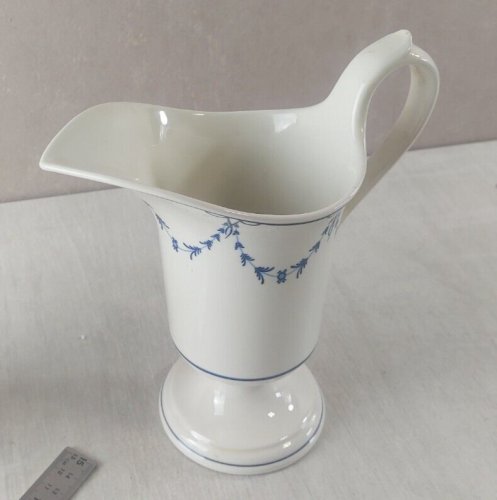 Paire de pichet / aiguière, décor Luxembourg, céramique de Villeroy & Boch