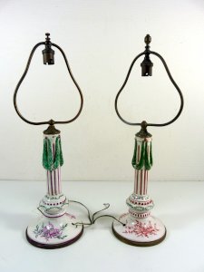 Paire de pieds de lampe porcelaine Sceaux XVIII° Louis XVI monture bronze signés