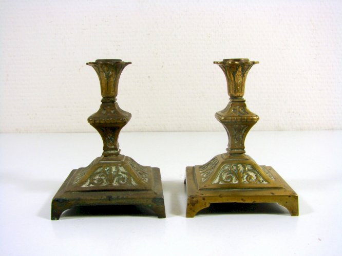 Paire de Pieds de Vases Cornets en Bronze Sculpté XIX° Napoléon III H - 10,5 cm