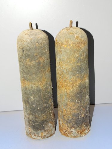 -PAIRE de POIDS fonte HORLOGE PENDULE COMTOISE MENSUELLE XVIIIe COMTOIS CLOCK  D