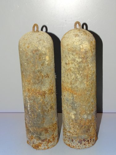 -PAIRE de POIDS fonte HORLOGE PENDULE COMTOISE MENSUELLE XVIIIe COMTOIS CLOCK  D