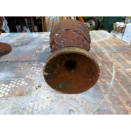 Paire de Pots a Feux en Fonte 1900 : Charleville - Mézières