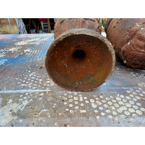 Paire de Pots a Feux en Fonte 1900 : Charleville - Mézières