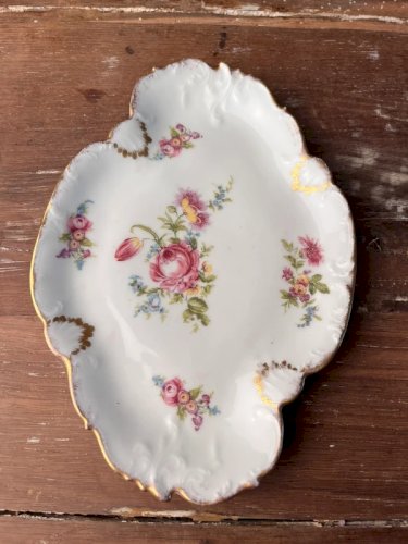 Paire de raviers en porcelaine ancienne