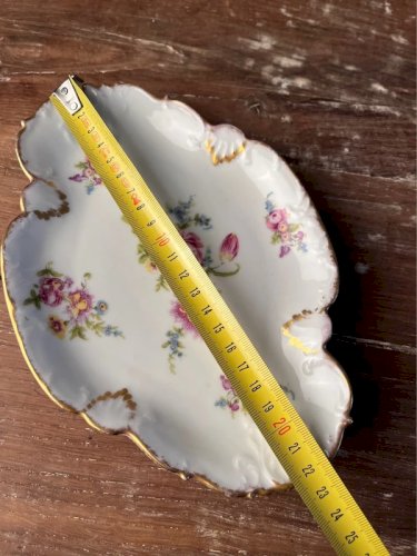 Paire de raviers en porcelaine ancienne