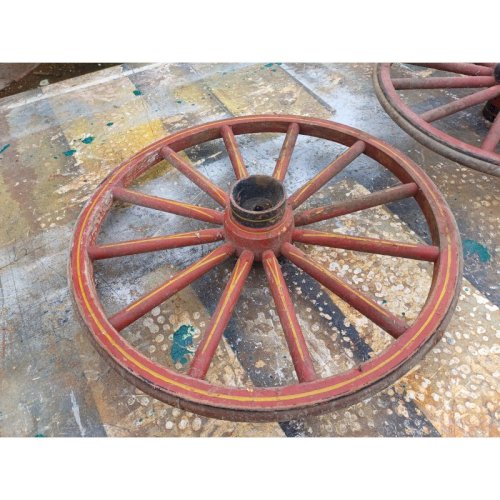 Paire de Roues Anciennes en Bois et Gomme