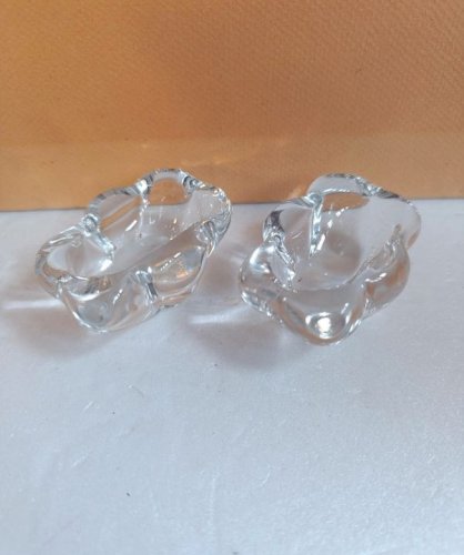 Paire de saleron signé Daum france en bon etat (made in chiner)