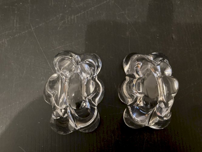 paire de salerons Daum France  sel poivre  saliere poivriere pate de verre