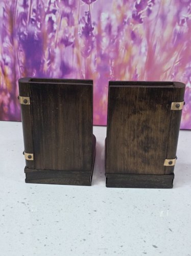 paire de serre livres en bois et cuivre sabot kitsch