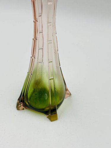 Paire de soliflores vintage en verre rose et vert