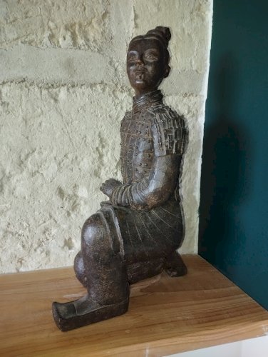 Paire de statues décoratives inspirées des guerriers de Xi’an – Résine patinée – Grand format