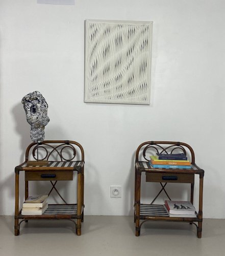 Paire de tables de chevet en rotin et damier noir et blanc, années 70