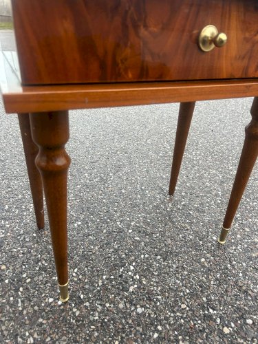 Paire de tables de chevets 1950