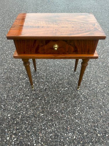 Paire de tables de chevets 1950