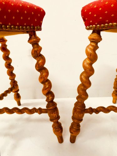 Paire de tabourets de style Louis XIII en bois tourné XIX siècle