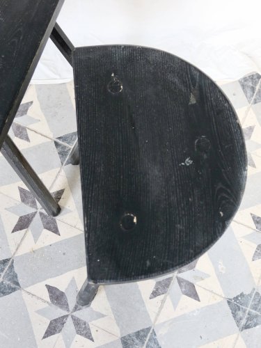 Paire de tabourets vintage bois peint noir - Assise demi-lune