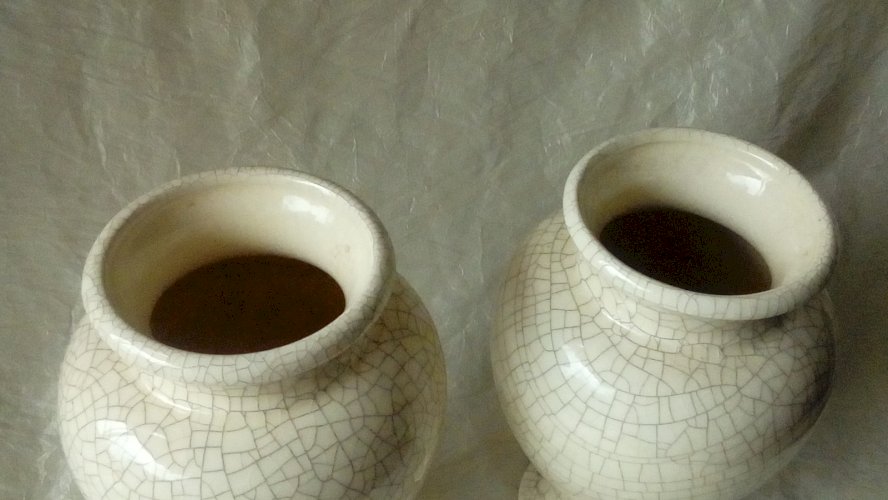PAIRE DE VASE EN FAIENCE CRAQUELÉE ART DECO**