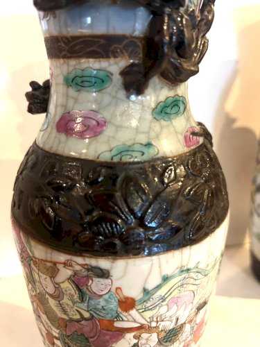 Paire de vases a col en porcelaine de NANKIN XX siècle