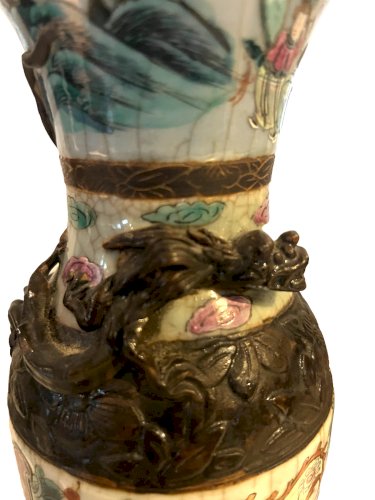 Paire de vases a col en porcelaine de NANKIN XX siècle