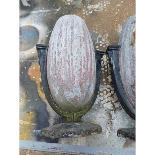 Paire de Vases Art déco Fonte émaillée