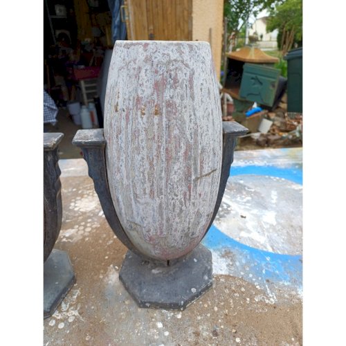 Paire de Vases Art déco Fonte émaillée
