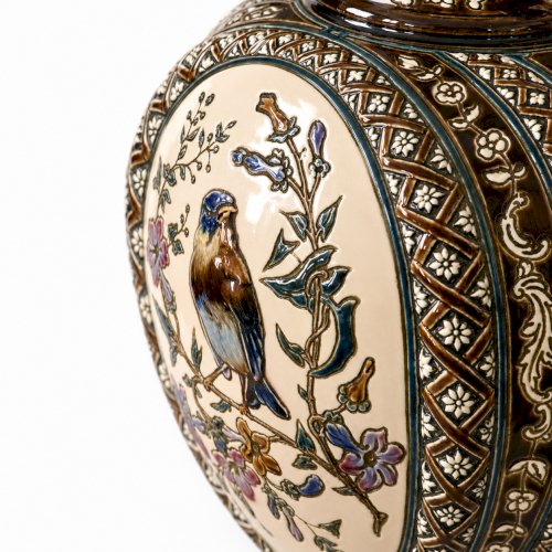 Paire de vases balustres en majolique de 1885 signés Gerbing & Stephan