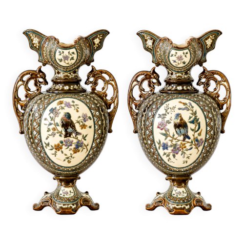 Paire de vases balustres en majolique de 1885 signés Gerbing & Stephan