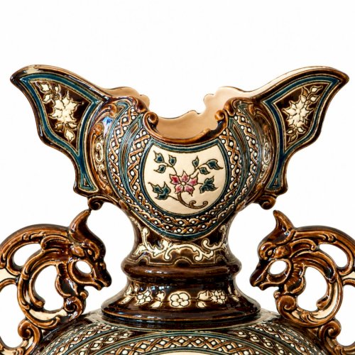 Paire de vases balustres en majolique de 1885 signés Gerbing & Stephan